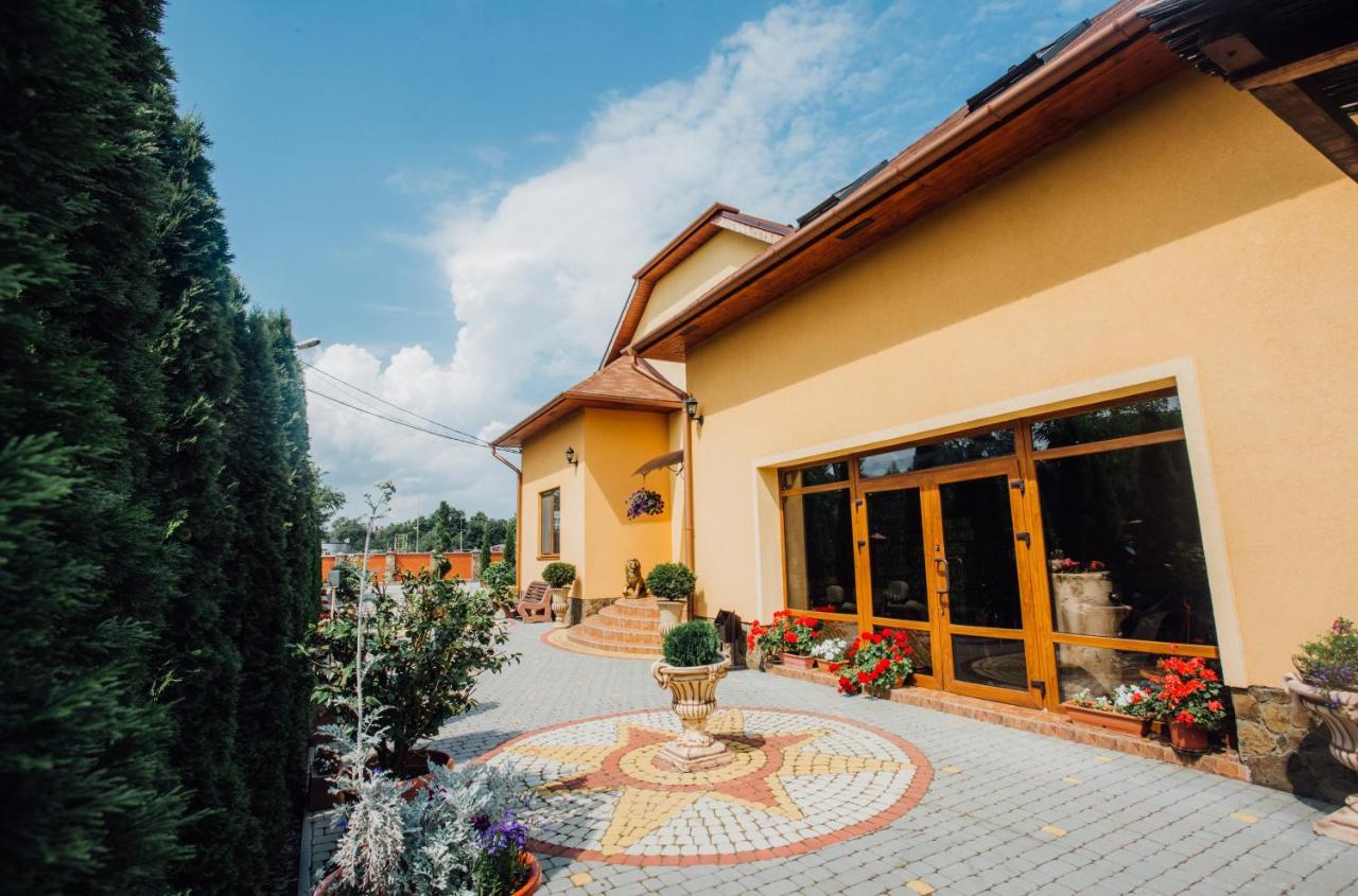 Sunrise Boutique Hotel Berehove  Exterior foto